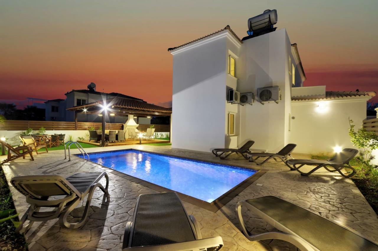 Villa Nissi Gold Ayia Napa Bagian luar foto