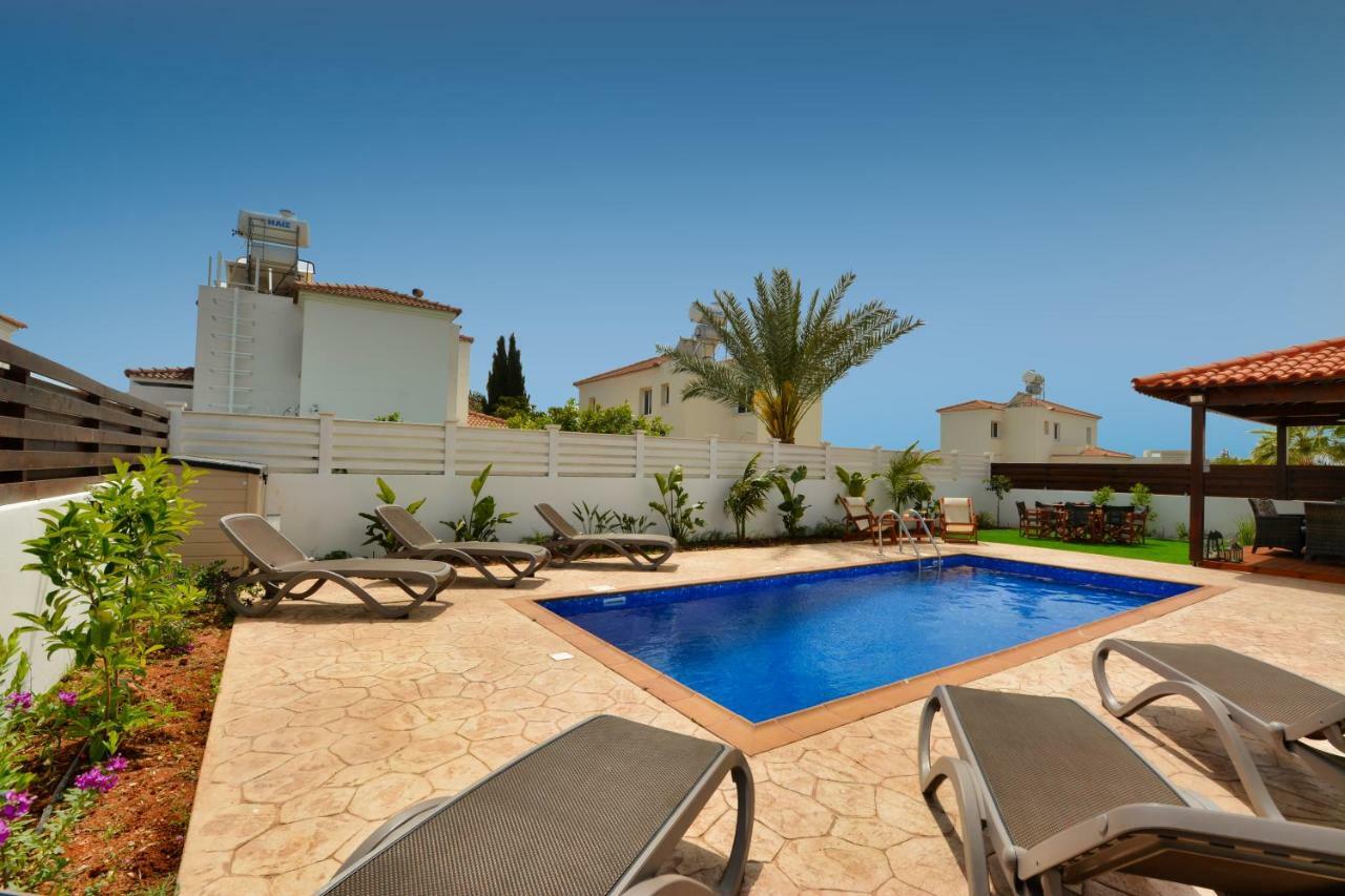 Villa Nissi Gold Ayia Napa Bagian luar foto