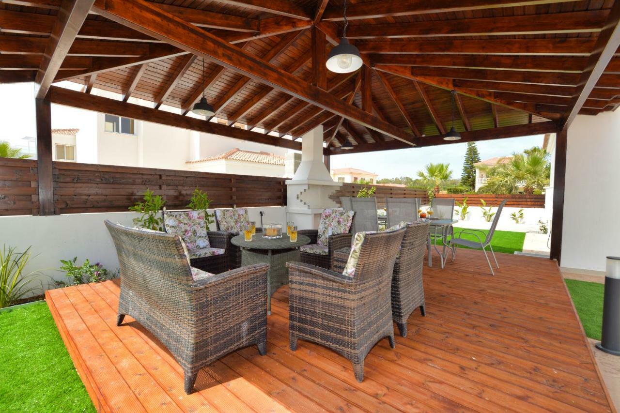 Villa Nissi Gold Ayia Napa Bagian luar foto