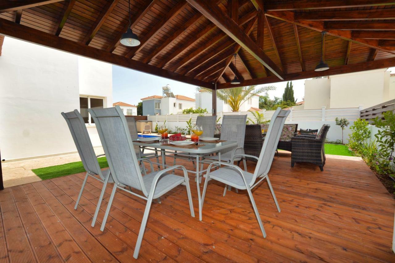 Villa Nissi Gold Ayia Napa Bagian luar foto