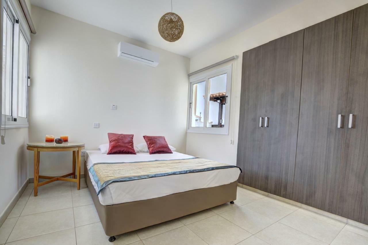 Villa Nissi Gold Ayia Napa Bagian luar foto