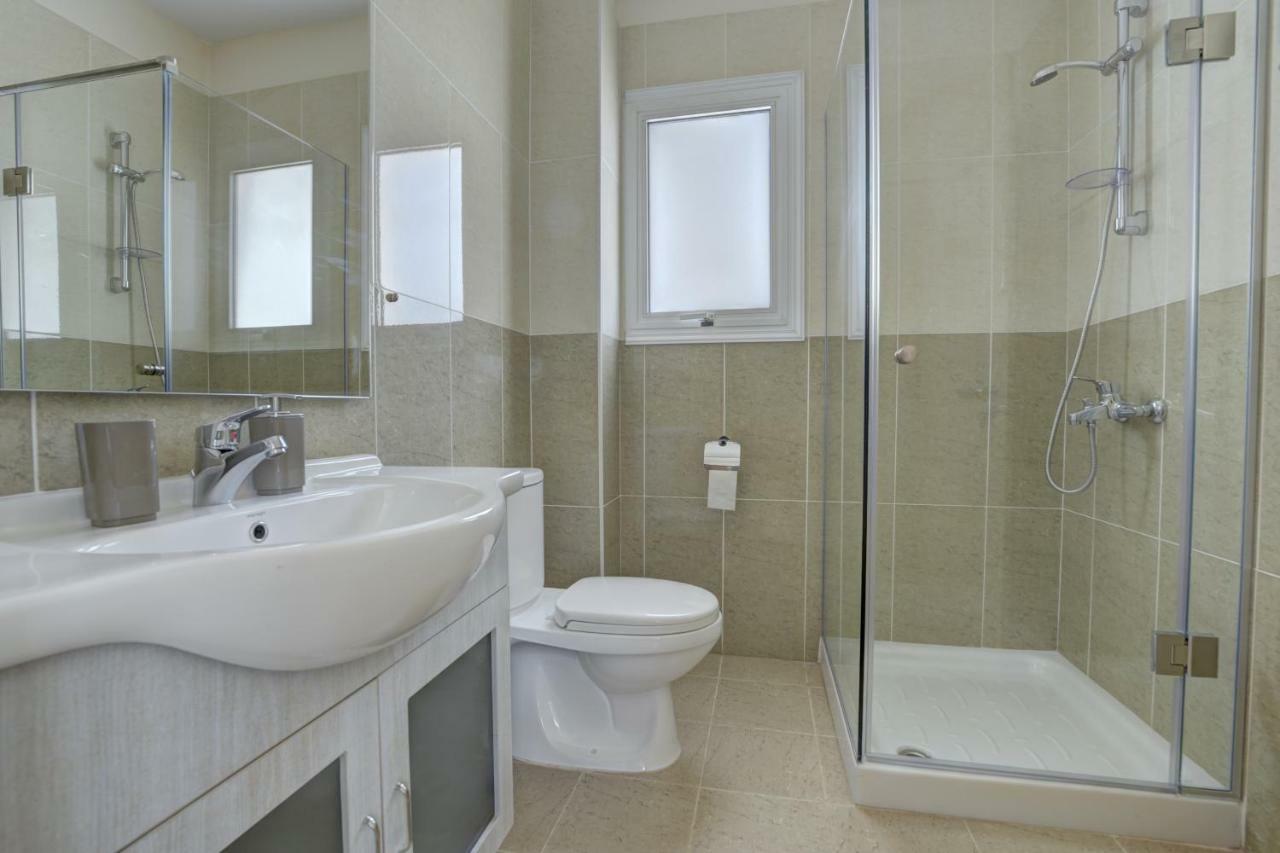 Villa Nissi Gold Ayia Napa Bagian luar foto