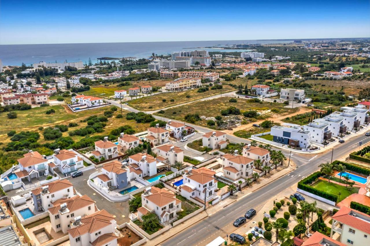 Villa Nissi Gold Ayia Napa Bagian luar foto