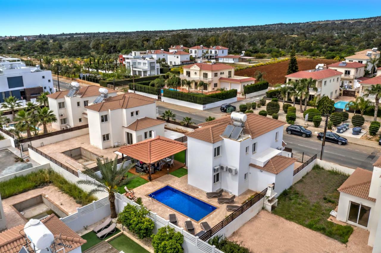 Villa Nissi Gold Ayia Napa Bagian luar foto